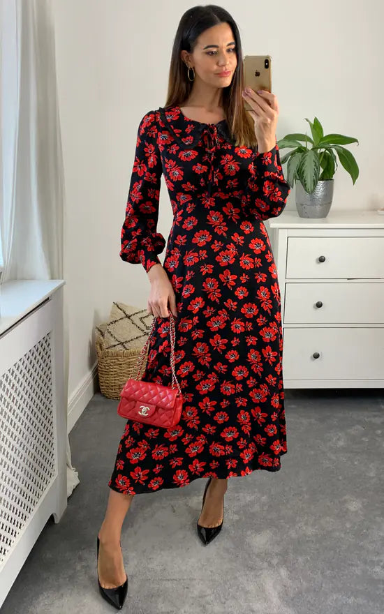 black and red dress uk Amber Gothic Black and Dark Red Lace Wedding Dress: Mermaid Trumpet Gown